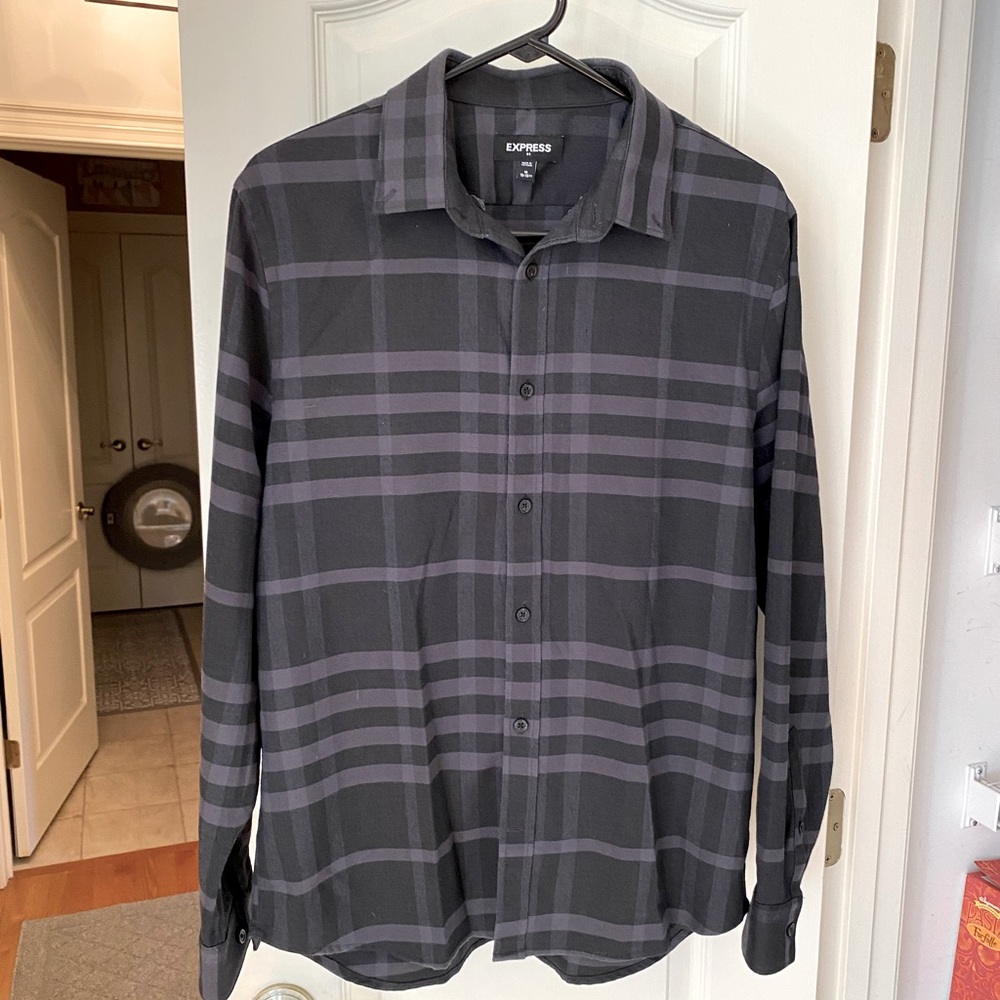 Men’s Express, dress shirt, medium, like new!
